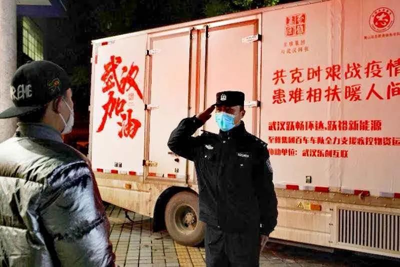 YY直播打賞上億的神豪老板，原來詐騙了20個億？