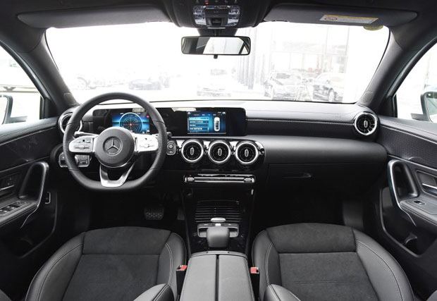 最便宜BBA！宝马奥迪14万，奔驰21万，网友：奔驰凭啥贵7万