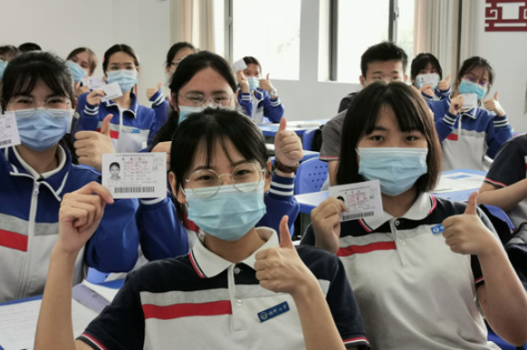 拆开高考密封的纸质档案，后果可能会很严重，准大学生需要注意