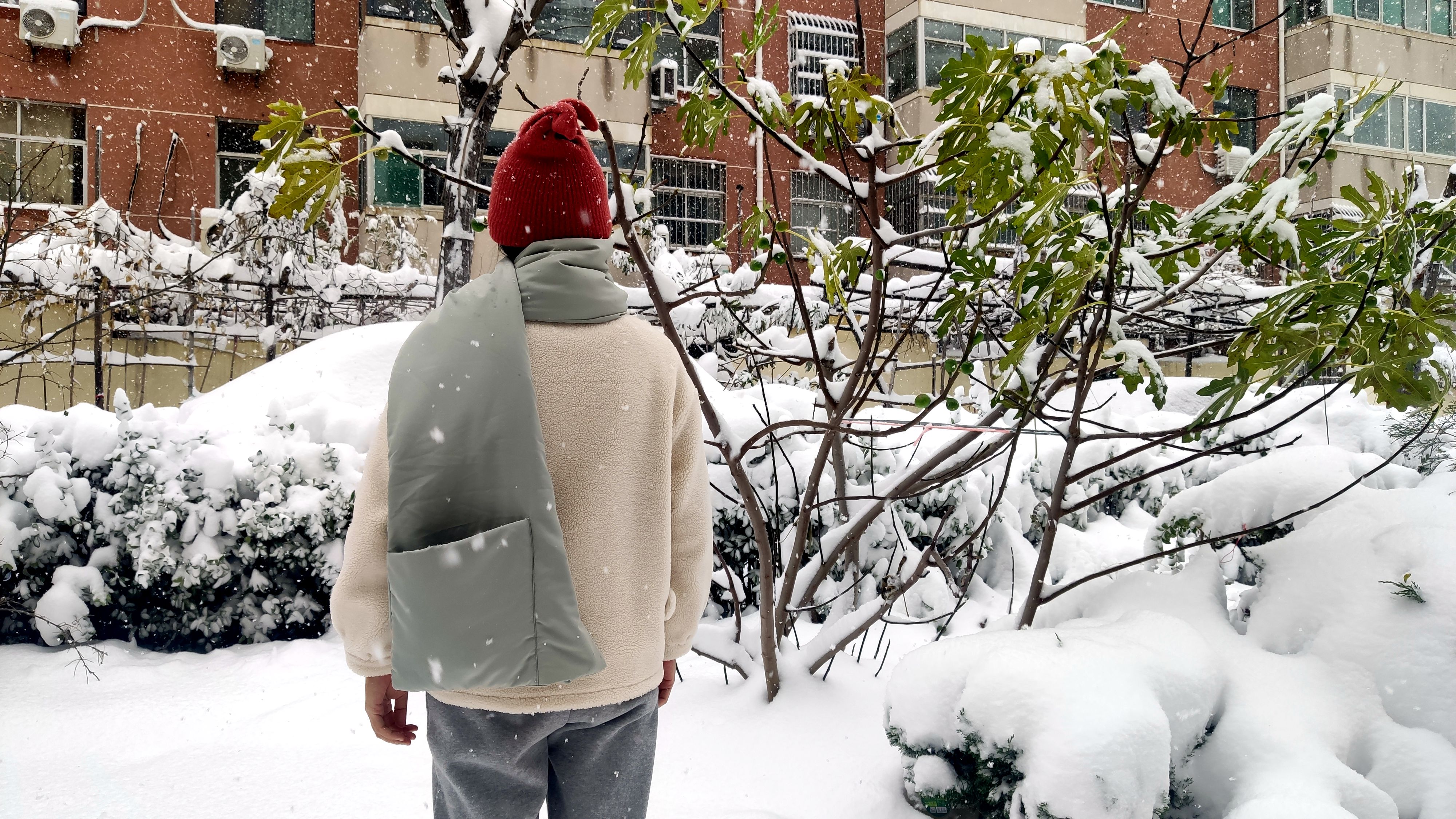 寒冬里送给您丝丝温暖：几素潮流发热围巾轻体验