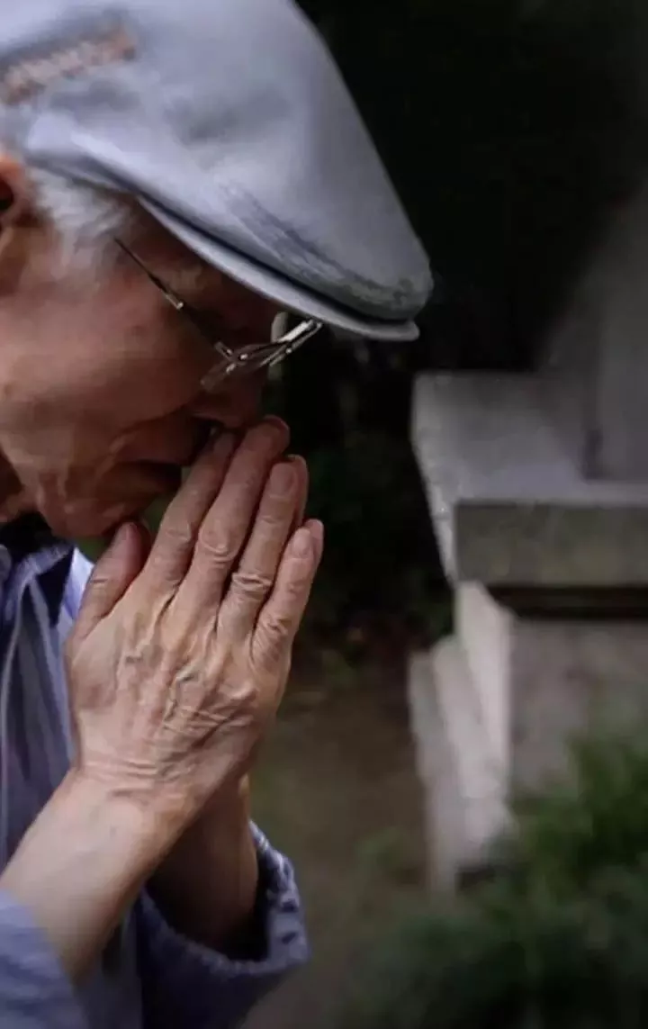 余光中丨长长的路，我们慢慢走