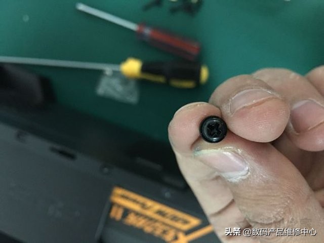 自己组装电脑教程：小白装机最新最详细的台式电脑组装教程图解