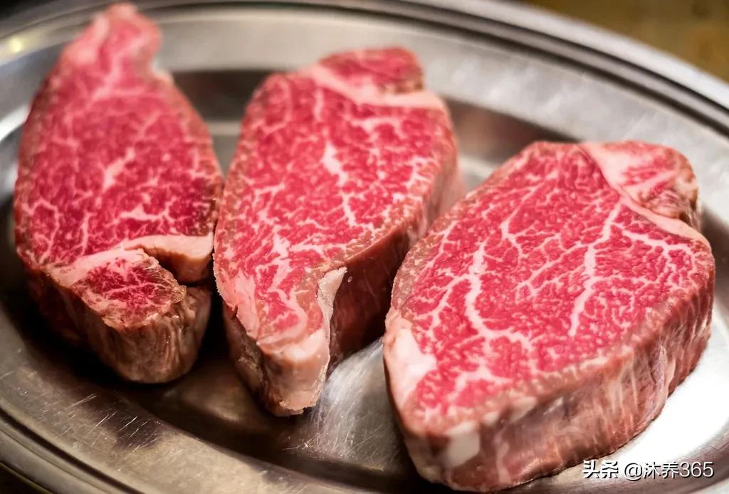 神户牛肉多少钱一斤(2500块钱一斤)