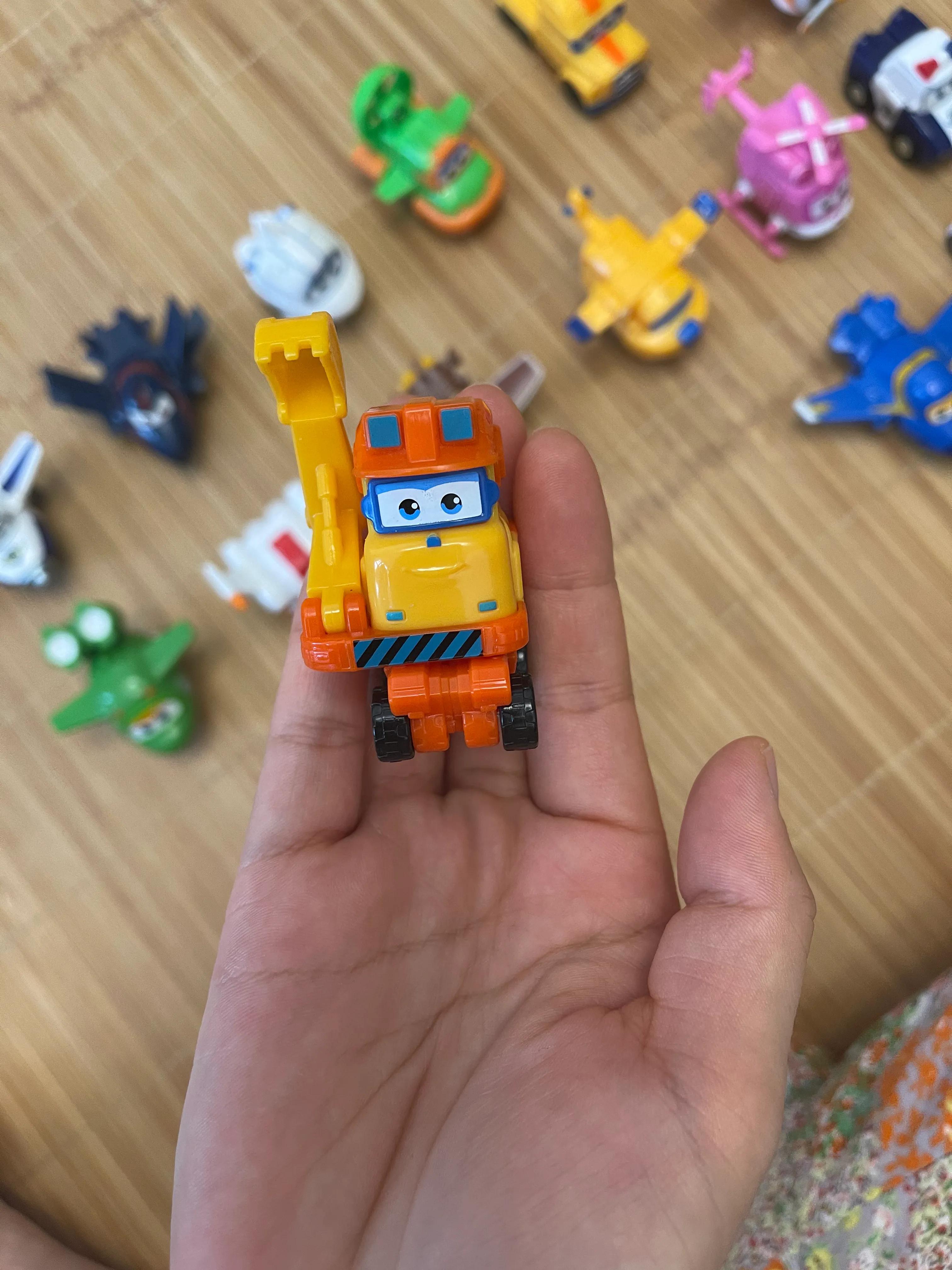 和宝宝一起来认识下超级飞侠人物吧