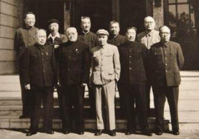 十大元帅故乡何处，英雄墓地今安在