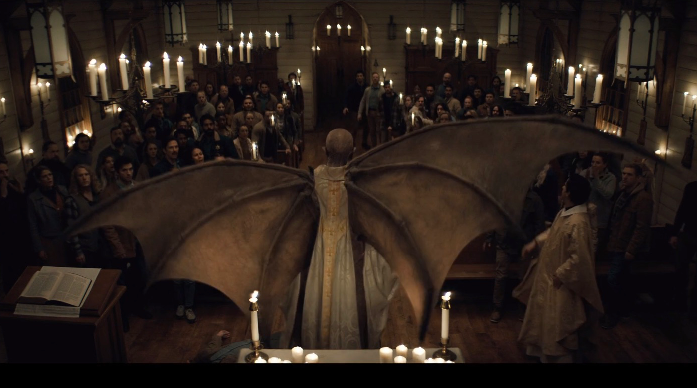 由《鬼的侵入》导演打造的，依然渗透到骨髓中的恐怖作品