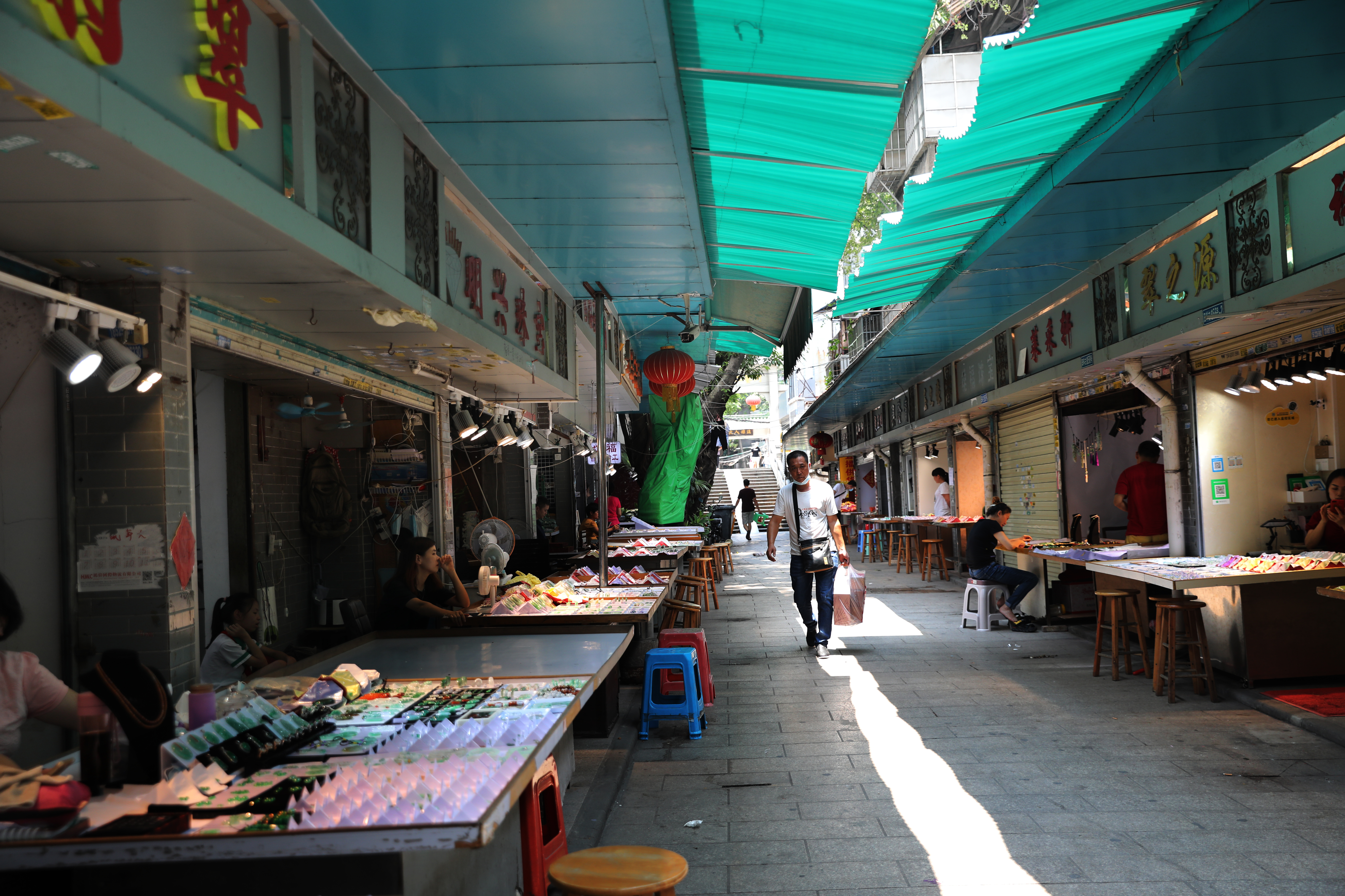 广东玉器批发市场（广东玉石批发市场）