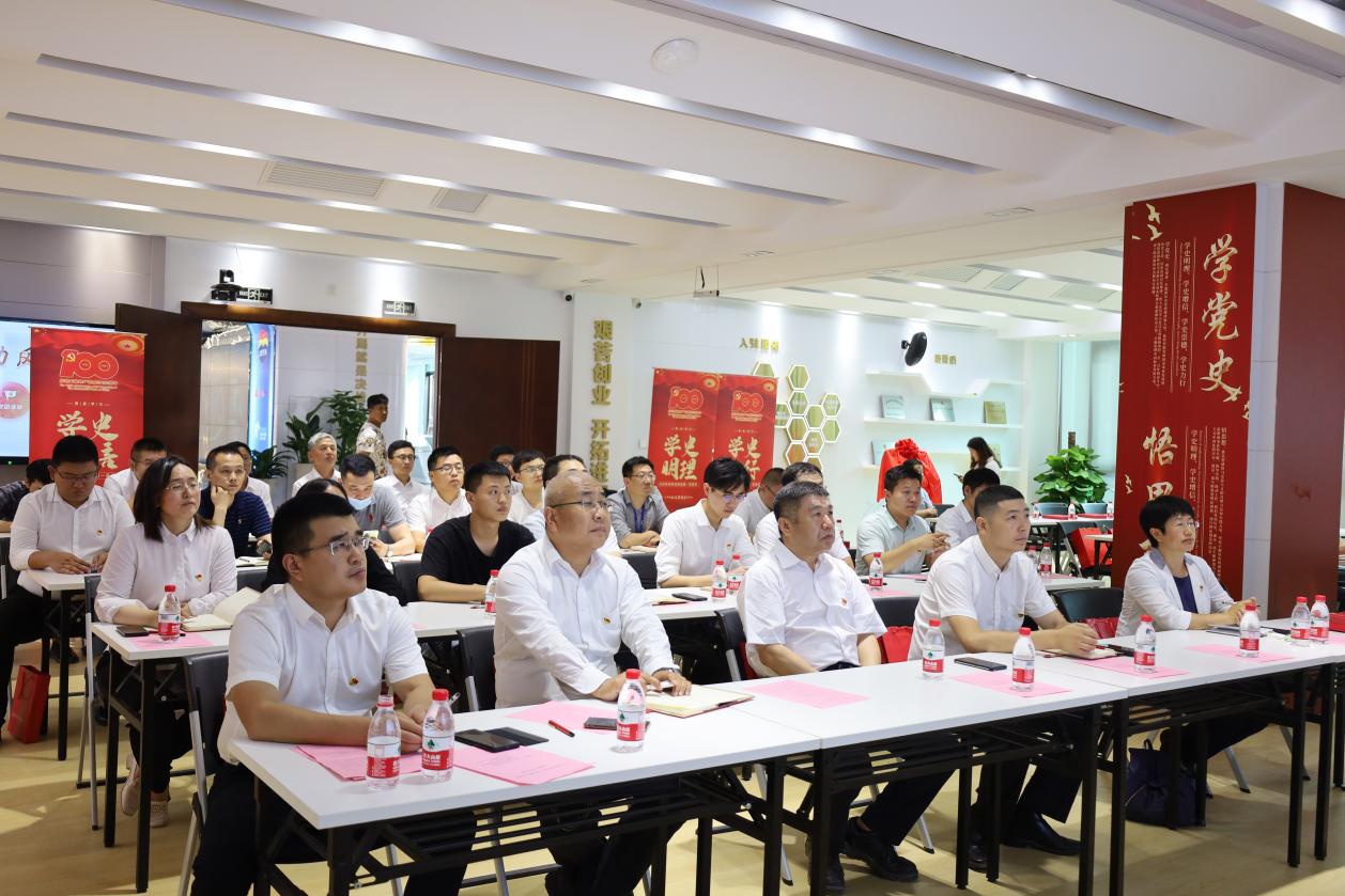 中建八局发展建设公司上海分公司与同济大学马克思主义学院等多家单位开展联组学习活动