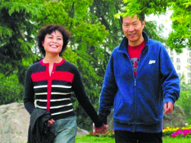 铁凝：34岁还没找男朋友，冰心说不要找要等！然后50岁才结婚