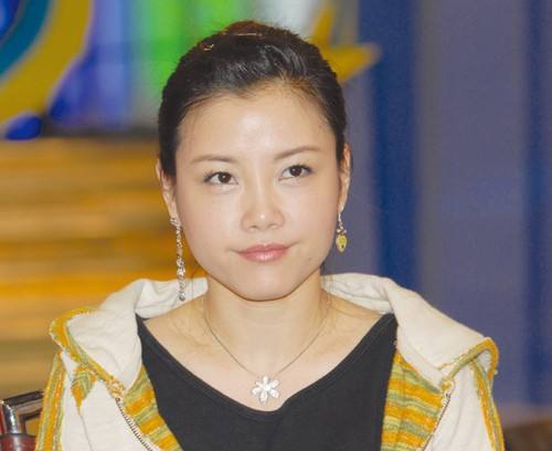 布衣知县梵如花电视剧免费版(戴娆抗着顶风的旗,死亡与童真擦肩而过