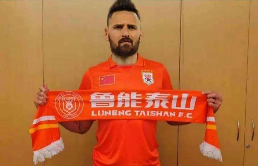 中超为什么特别烧钱（尹波丨苏宁靠什么成为中超新霸主？还是那两句话：有钱，会花钱）