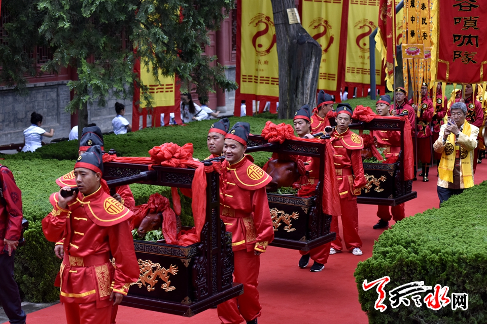 天水民间祭协在伏羲庙隆重举行献太牢仪式