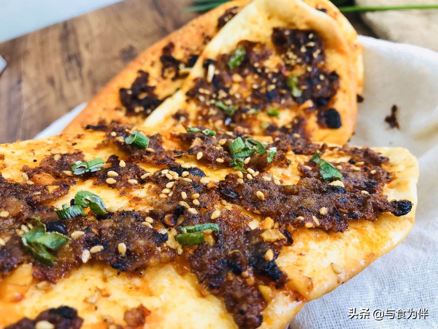 这样就很好--土家掉渣饼(土家掉渣饼,风靡后消失的美食,教你3点诀窍