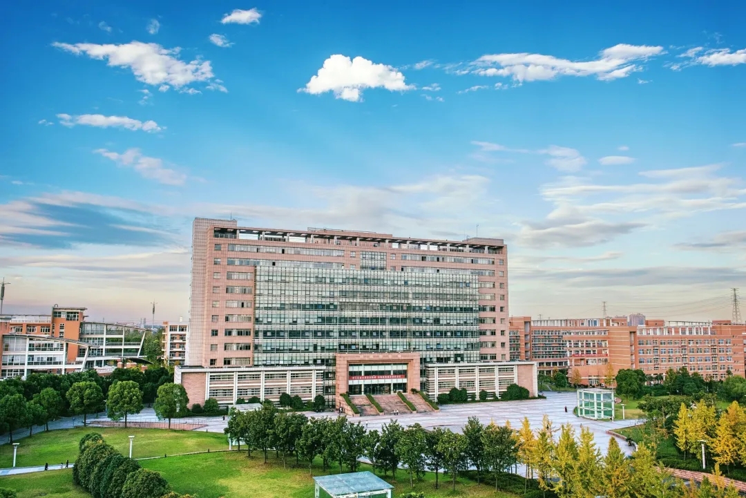 中国计量大学升一本(中国计量大学升一本)-爱妻自媒体