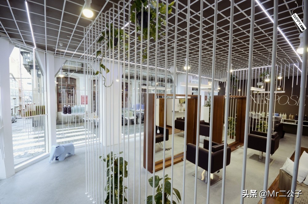 沙龙店设计篇 ｜ 国外美容美发理发店 线条交错艺术 店面设计实景