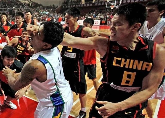 cba阿联为什么叫荔枝佬(广东宏远有三宝！诗人、拳王、荔枝佬，你知道都是谁吗？)