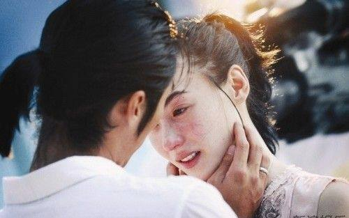大骂“锋芝恋”为王菲抱不平，被袁咏仪放话“有她没我”，厉害了