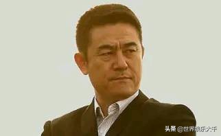 宁愿扔掉铁饭碗也要演戏，“戏疯子”李洪涛日子过得如何