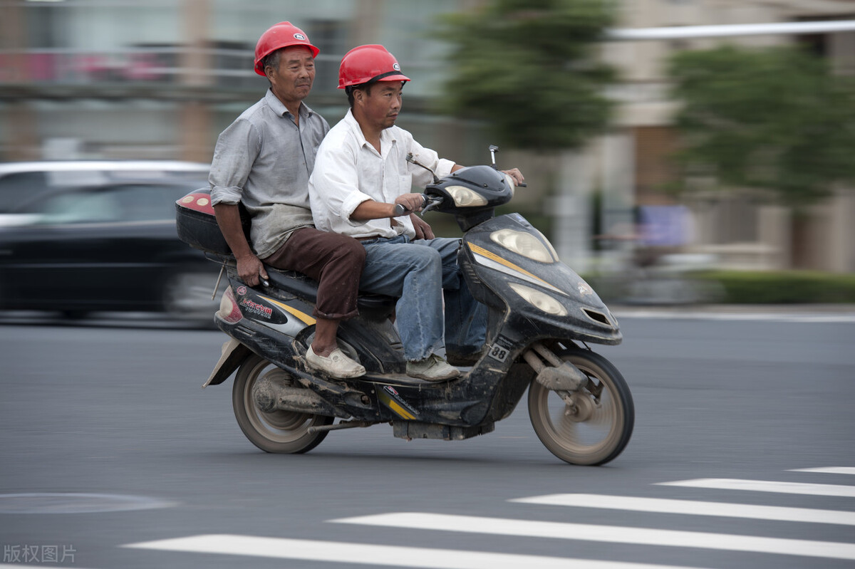 再有3天，摩托车、电动车迎新规，上路更难了，早点准备