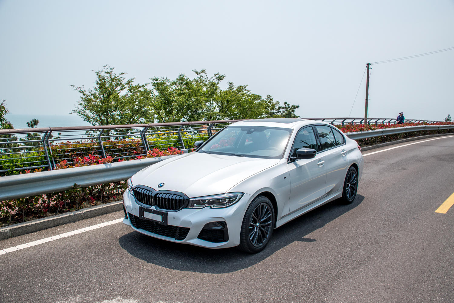 缺点不少,套路也多-宝马325im运动曜夜提车记