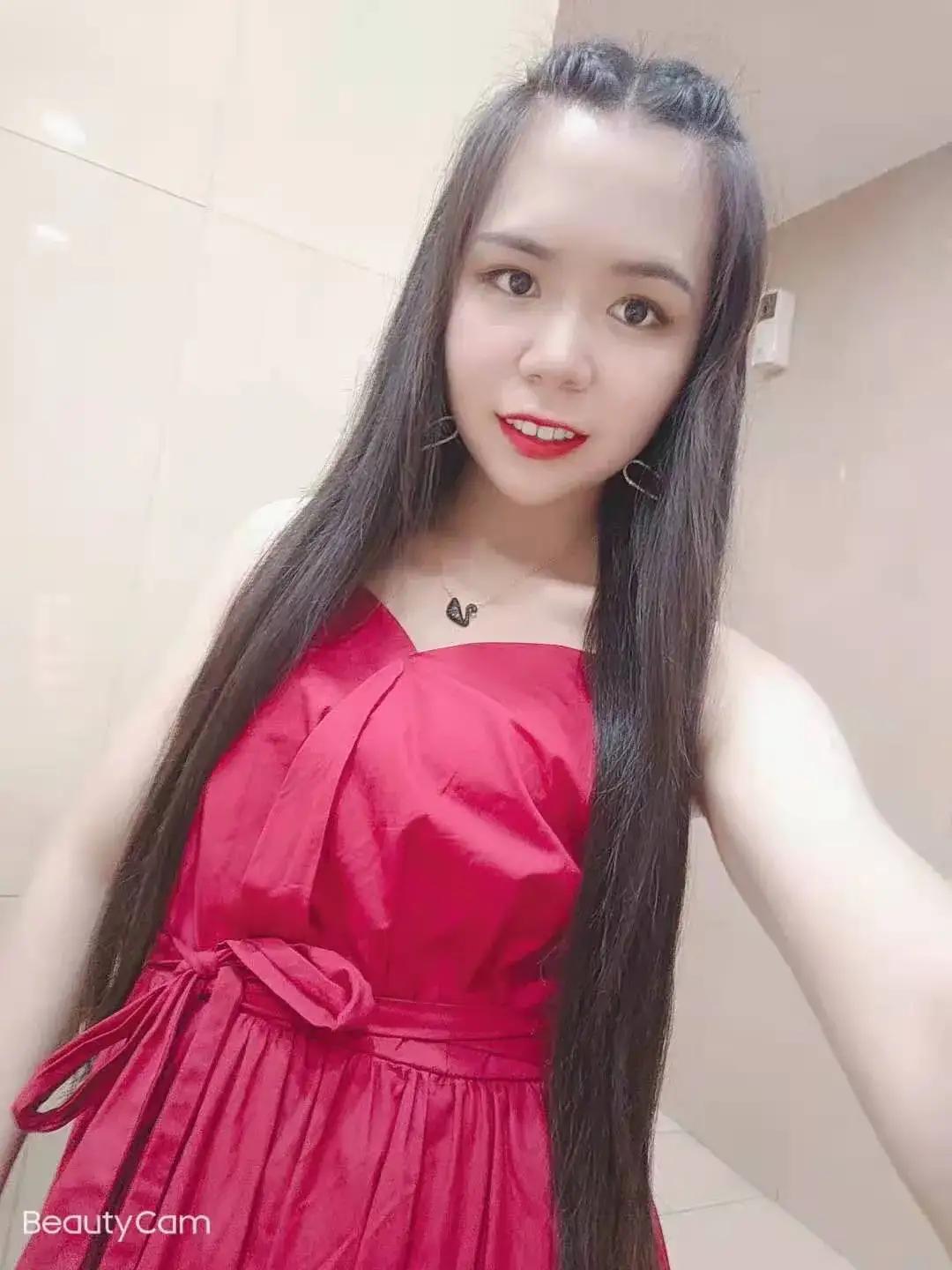 多年后，再遇初恋女友，她早已为人妻，为人母