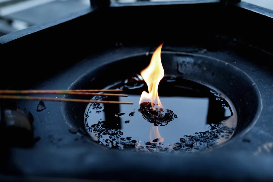 杭州终极拜佛攻略｜走这条路，一天解锁灵隐法喜7大宝藏寺庙