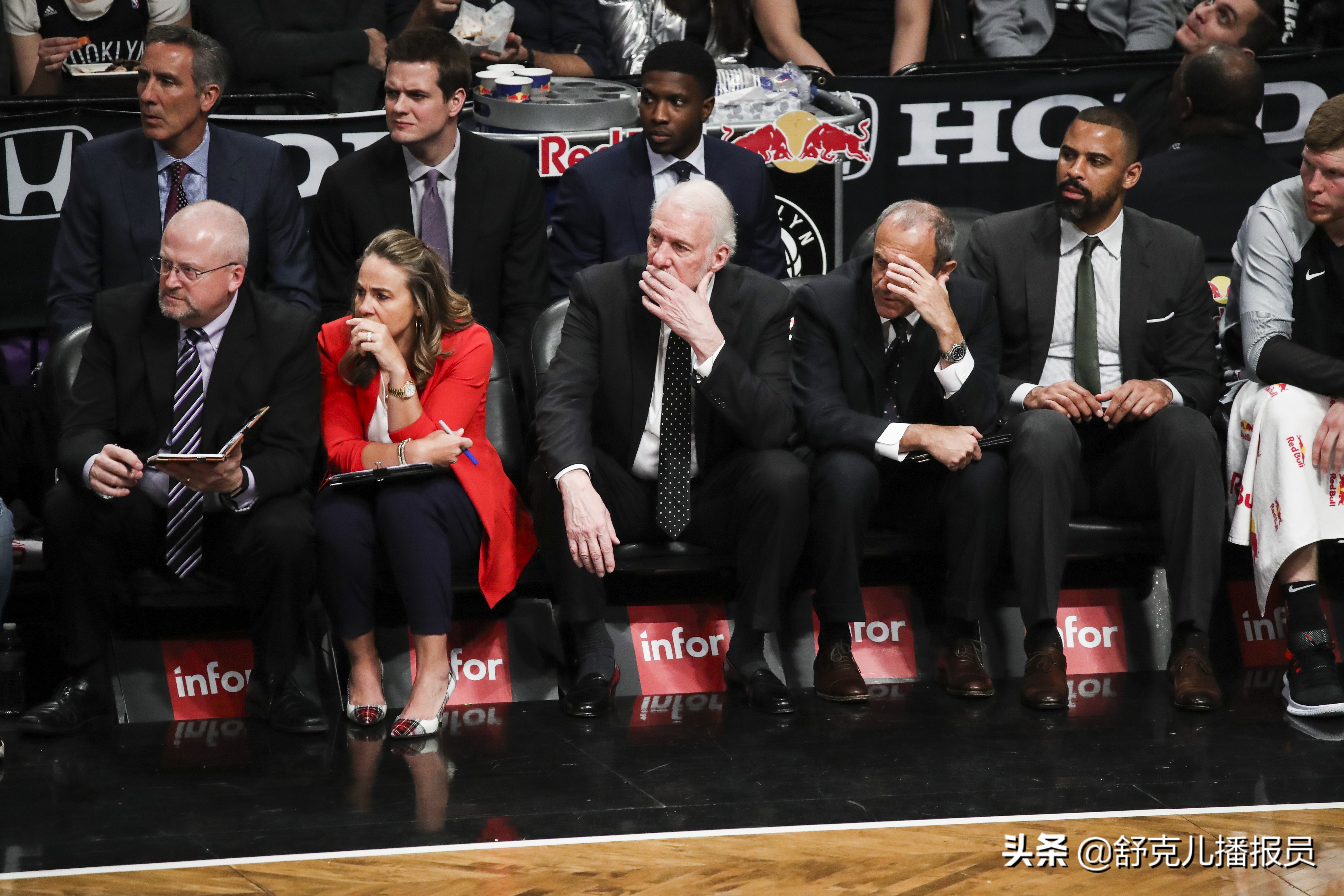 为什么nba打球空间大(NBA球队每年开销是多大，很多在亏损，为何老板还乐此不疲砸钱？)