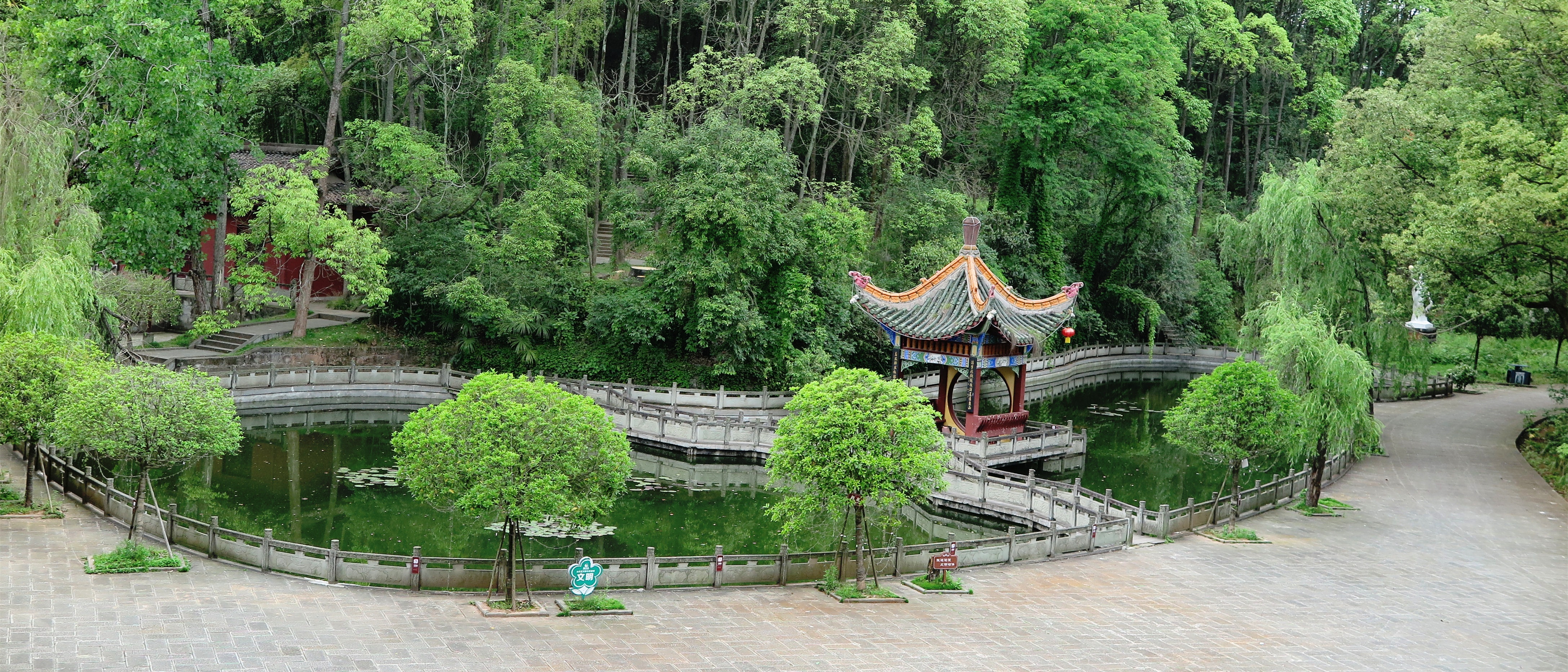 阆中市锦屏山风景区图片