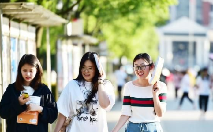 北京很神秘的二本大学，录取需先过政审，毕业生多数是公务员