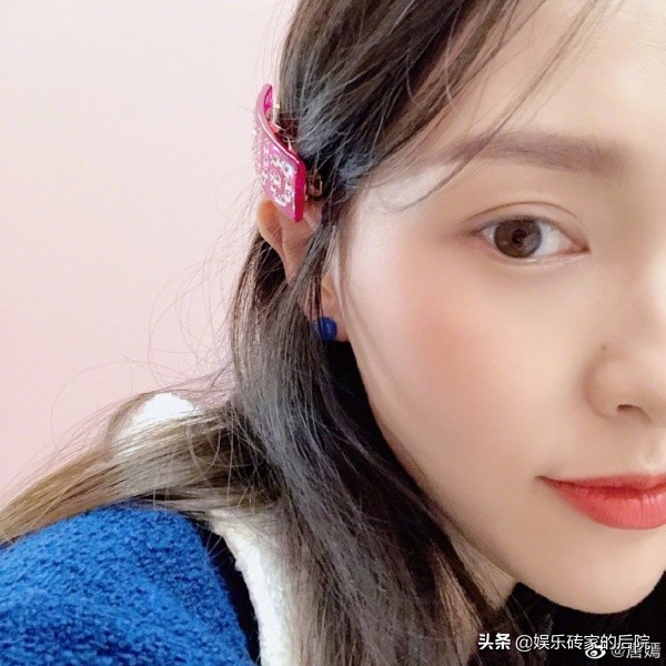 殷桃的“少女感”确实意有所指，但指的却是普罗大众