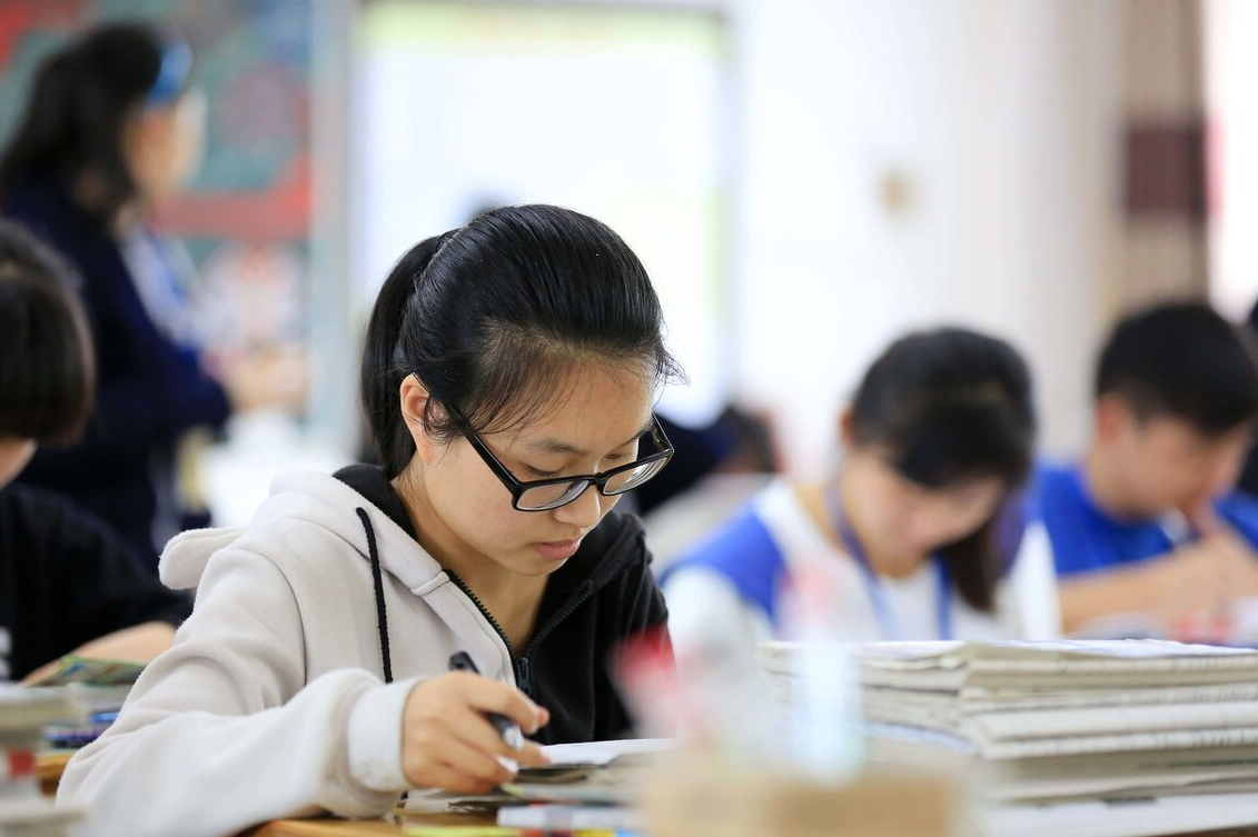 我国财经类大学排名，上海财经位列第2，中央财经不敌对外经贸