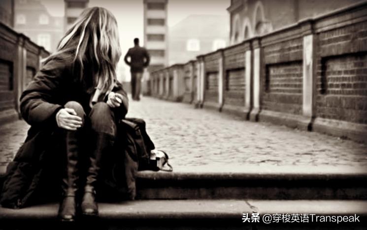 心碎低语：那些令人心痛的英语句子背后的故事