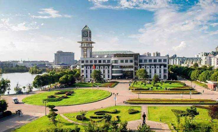 财经大学高考分数排行榜，上财毫无异议第一，东财落魄第八！