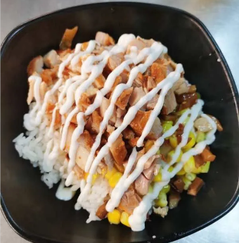 陕西这所高校：图书馆涵盖32个语种，高颜值食堂吃遍网红美食