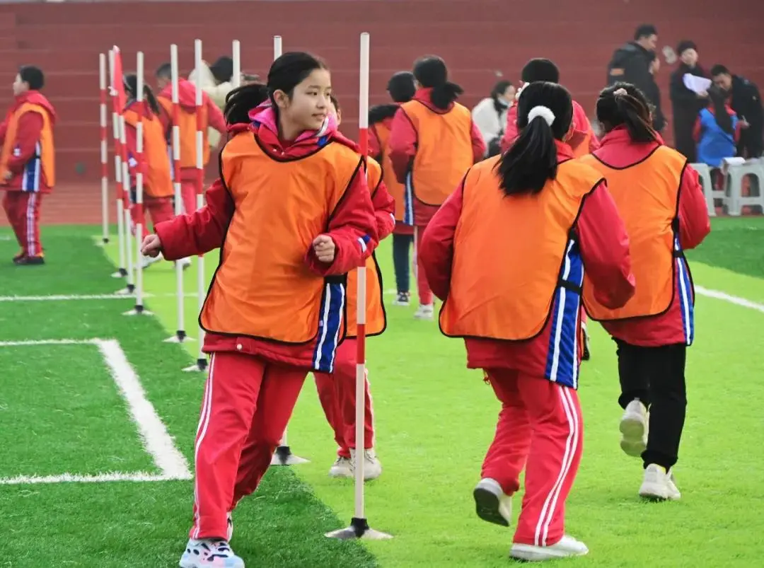 创校20年的这所学校，凭什么“出圈”？