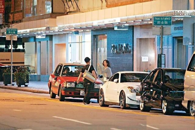 52岁陈小春：独家记忆张柏芝，为何娶了小16岁的应采儿？