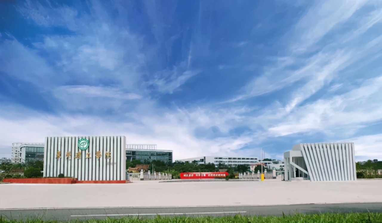 广东两所“最超值”的大学，就业好、竞争压力小，适合普通学生
