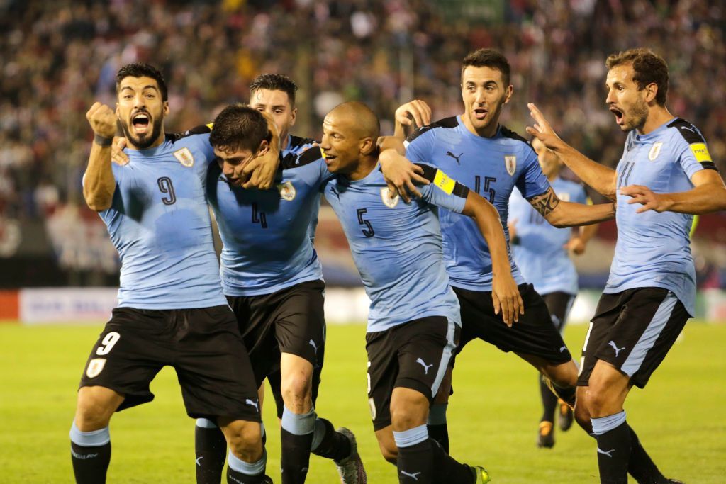 乌拉圭中场很出色(20分钟2球！内马尔穿裆建功，巴西完胜乌拉圭，世界杯稳了)