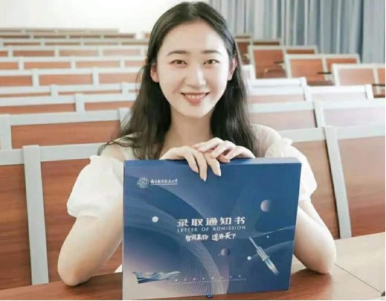 400多分也能上厦门大学？网友羡慕不已，学生家长却劝孩子复读