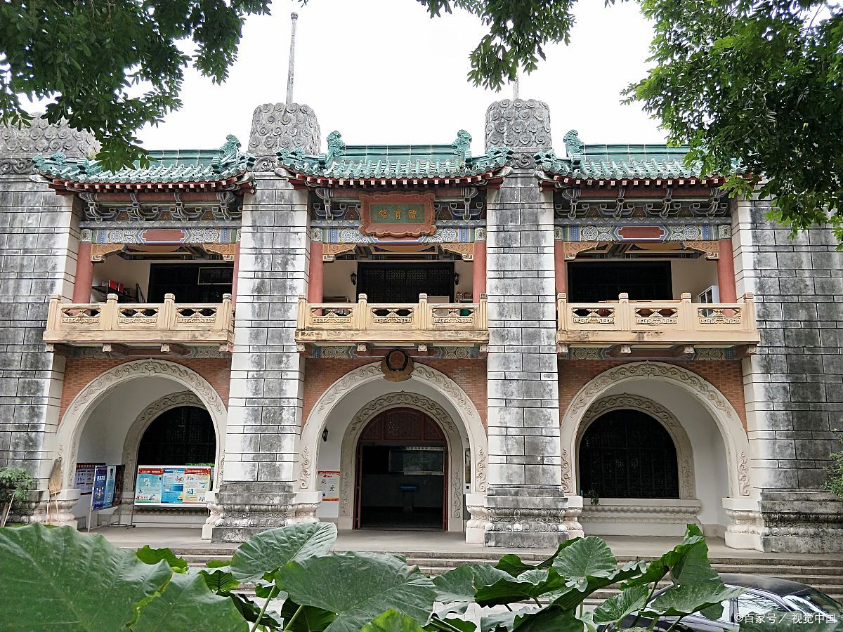 华南理工大学与大连理工大学，你觉得哪所更好