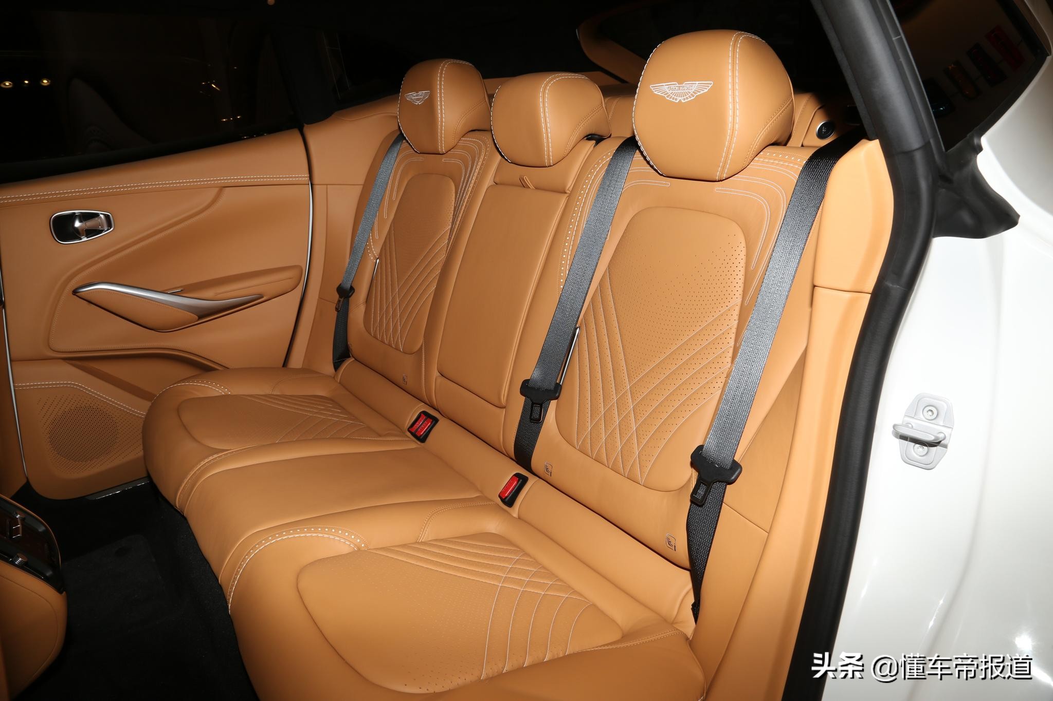 新车｜售212.8万，阿斯顿·马丁SUV推特别版，限500辆