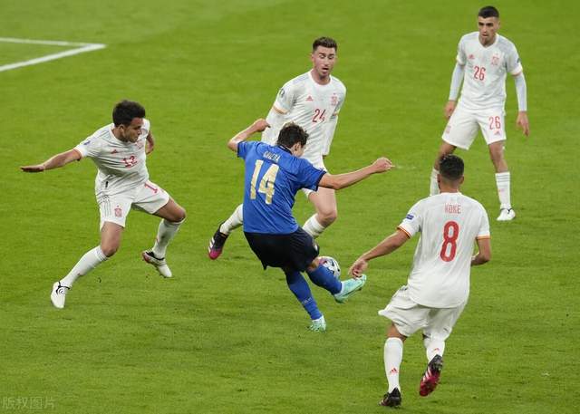 欧洲杯-意大利点球大战淘汰西班牙进决赛 莫拉塔破门又失关键点球