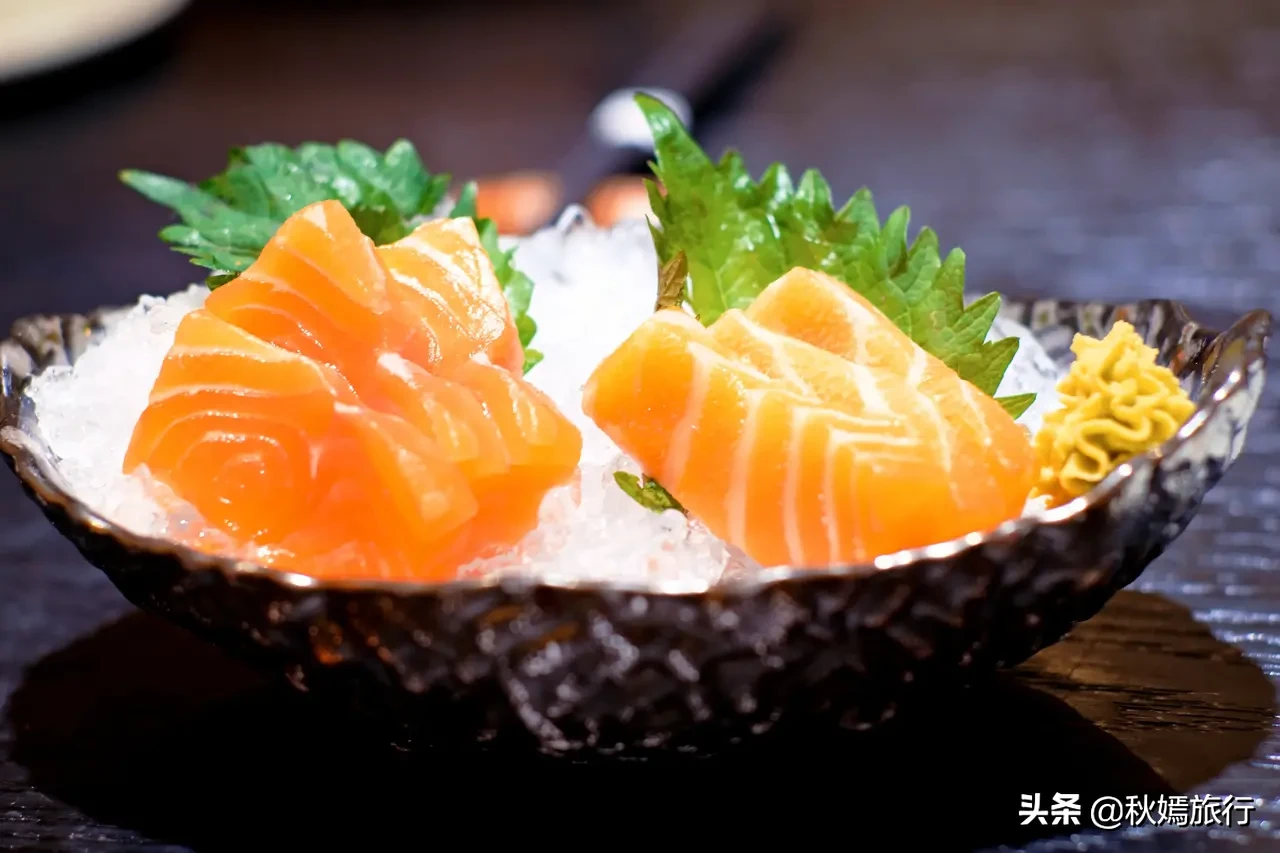 打卡苏州网红美食街，浓郁的日式风情，日料自助餐人均150元