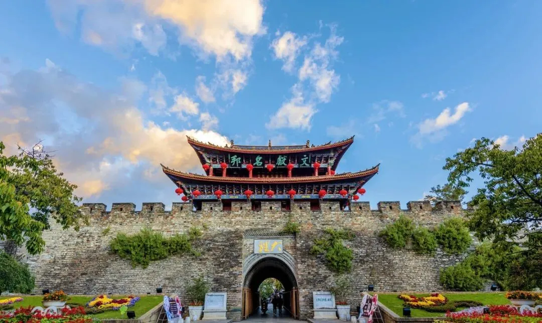 国内8个适合父母旅游的地方,找个时间,与父母来一次旅行吧