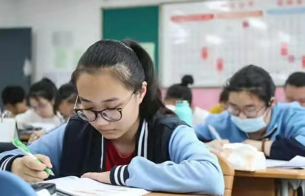 2021年高考作弊：山东52人，新疆14人，全国有多少？