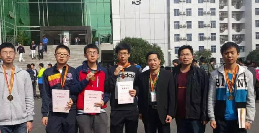 “中国百强中学”名单出炉，衡水中学屈居第二，榜首知名度不高