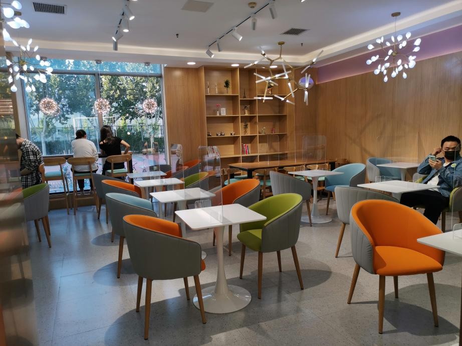 这所双一流高校：坐拥豪华宿舍， 食堂获评“最好吃”榜首，网友：五星级体验！