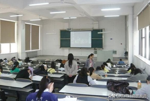 高考英语听力试题的命题特点（内含英语听力考试技巧）