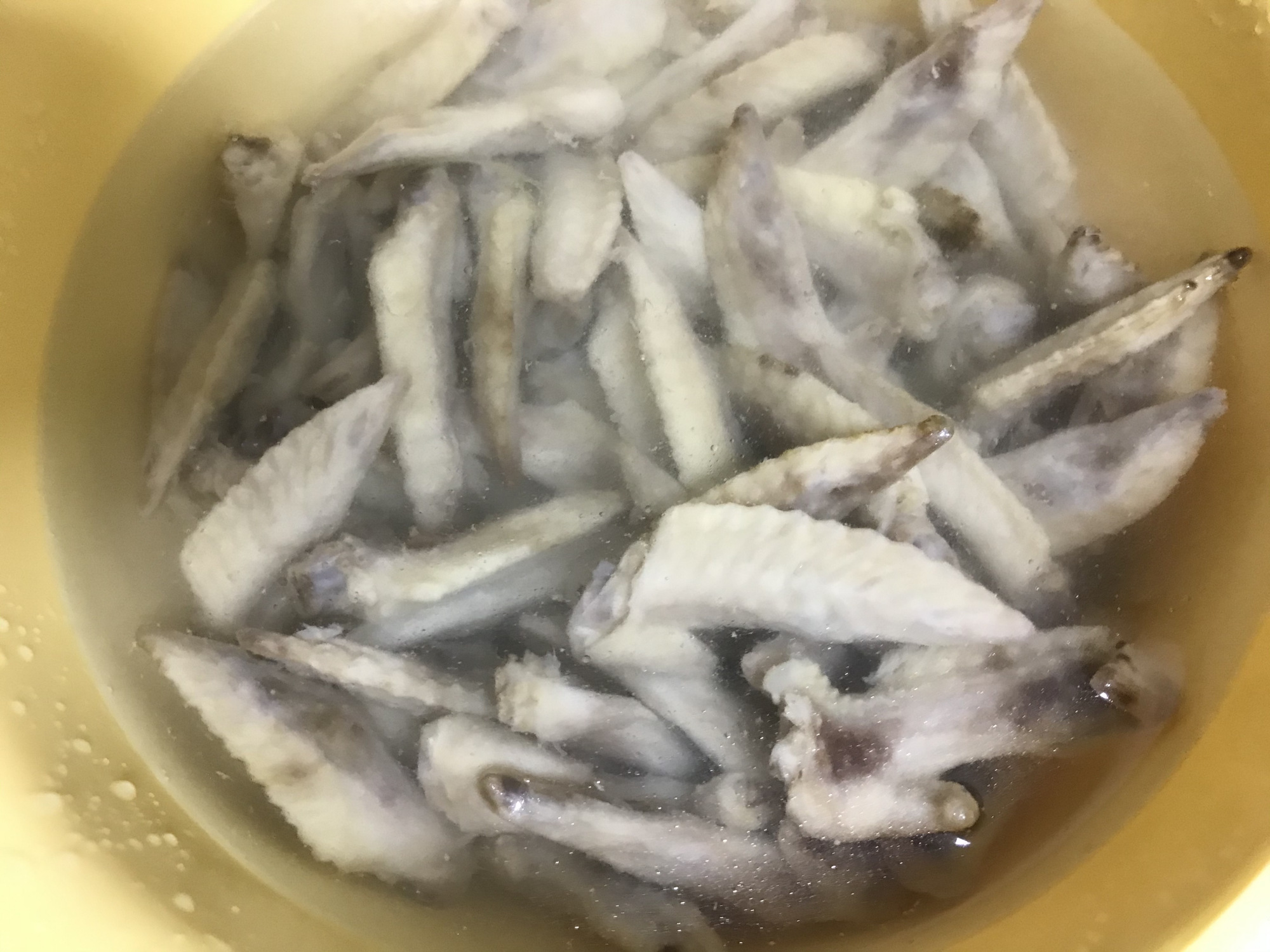 图片[6]-【酸辣鸡翅尖】做法步骤图 走红朋友圈 网友：这吃法太爽了-起舞食谱网