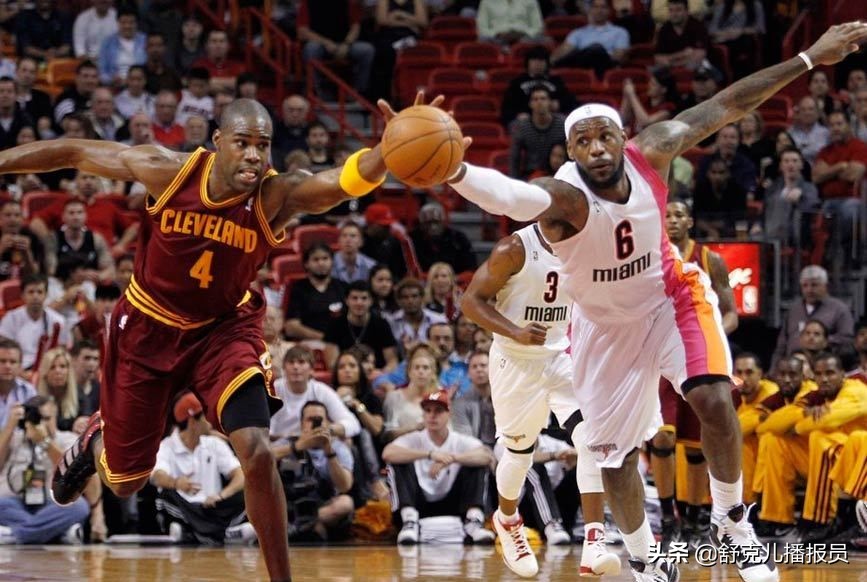 一场篮球比赛有多少名运动员（有人说只要一节进两个球，一场就是8个，为何很多NBA球员做不到？）